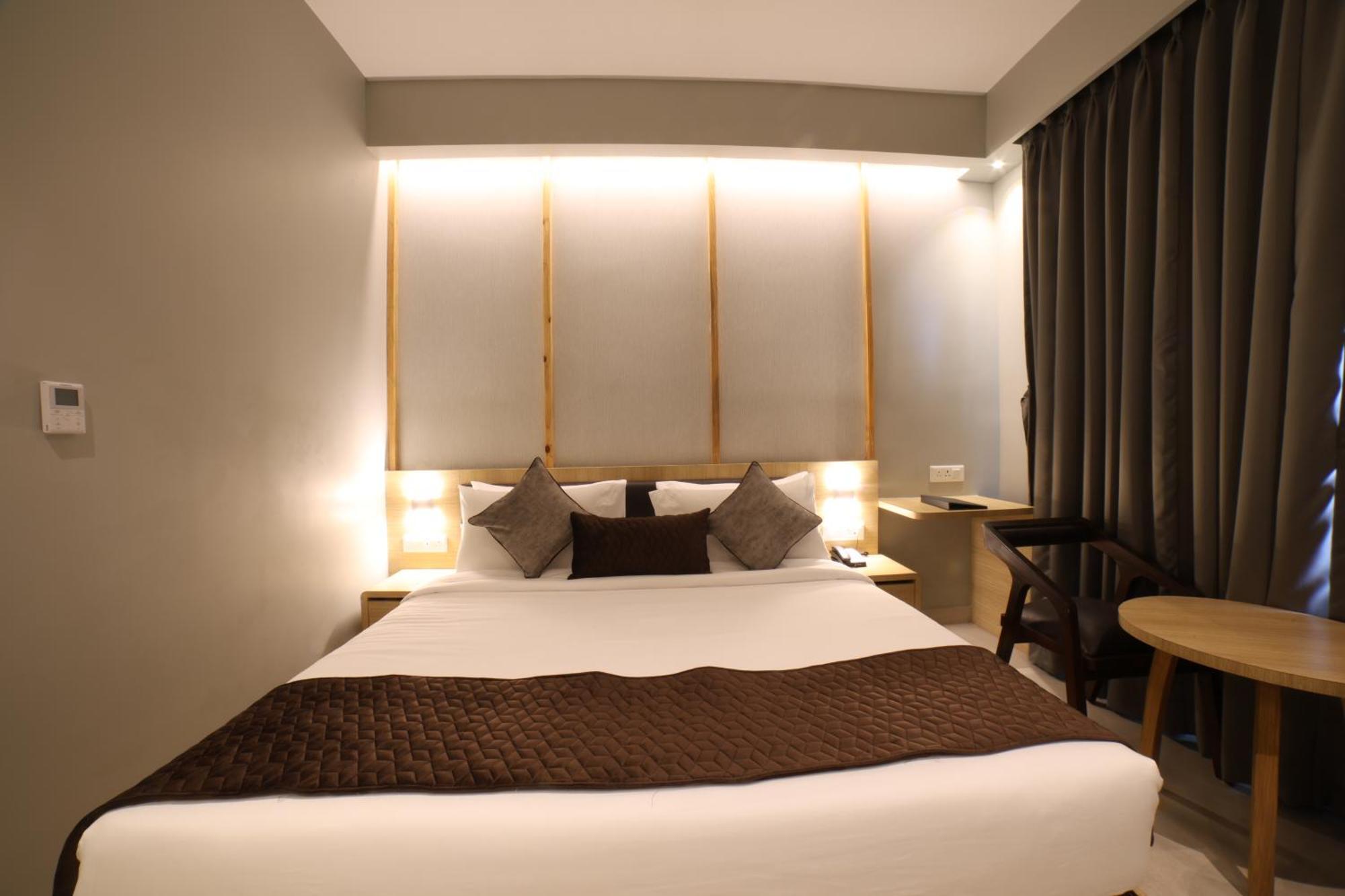 Northin Hotel コルカタ エクステリア 写真