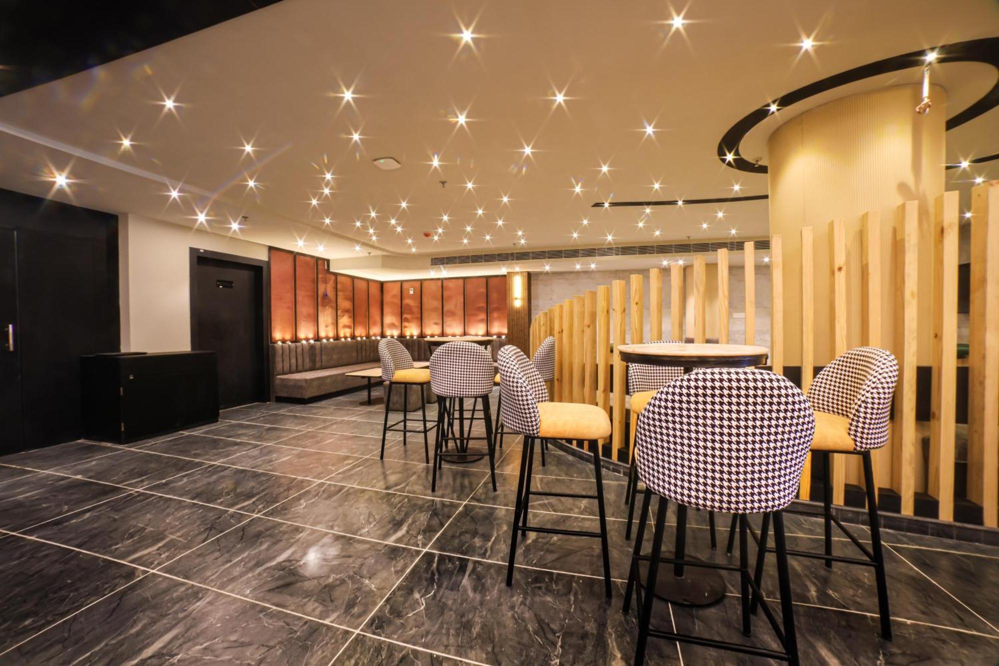 Northin Hotel コルカタ エクステリア 写真