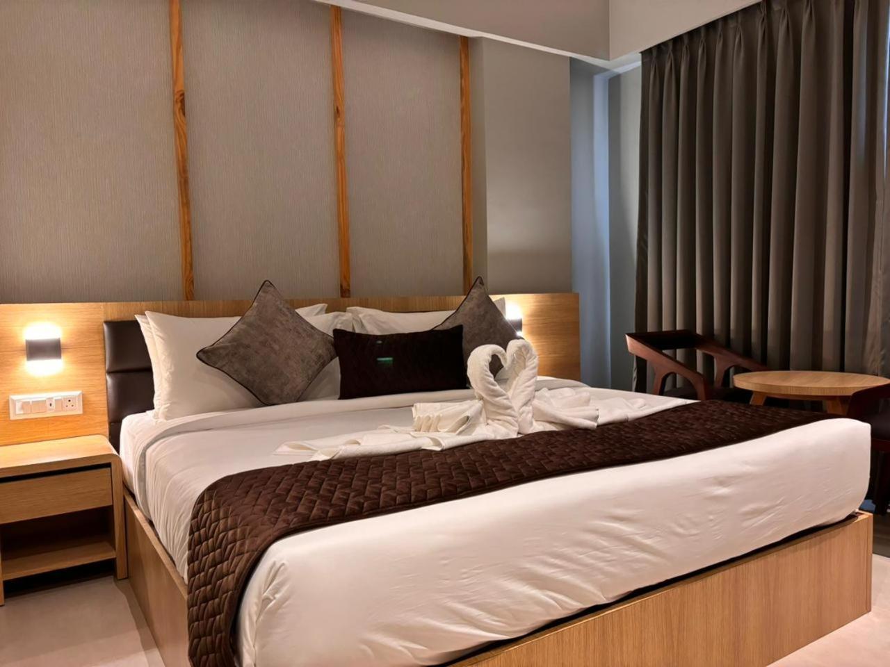 Northin Hotel コルカタ エクステリア 写真