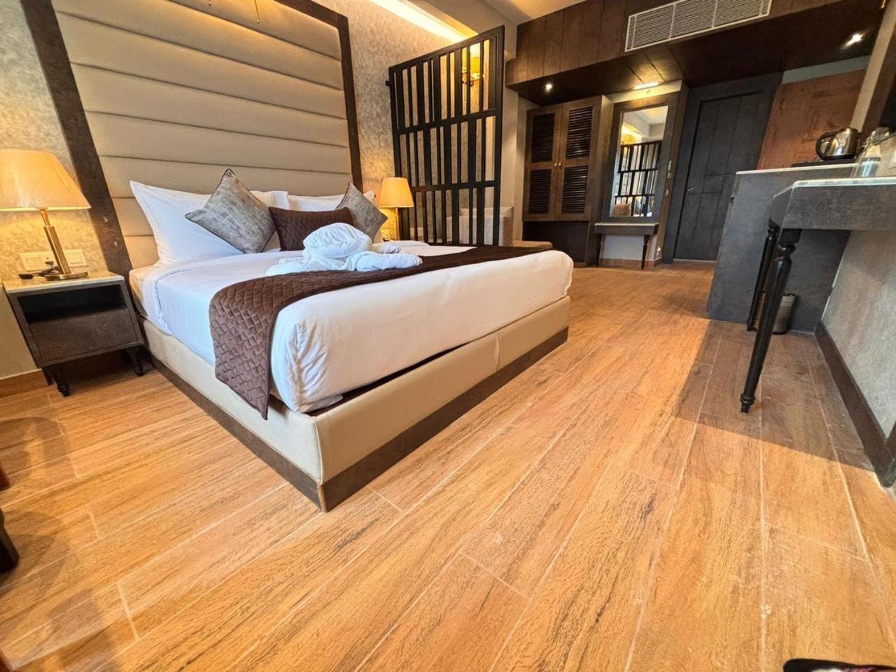 Northin Hotel コルカタ エクステリア 写真