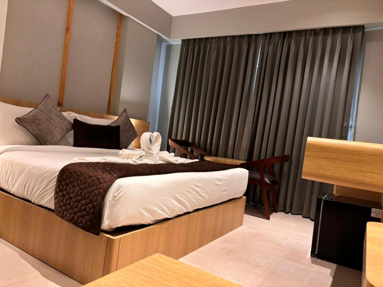 Northin Hotel コルカタ エクステリア 写真